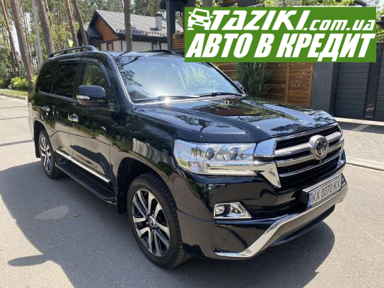 Toyota Land cruiser, 2017г. 4.6л. газ/бензин Киев в кредит