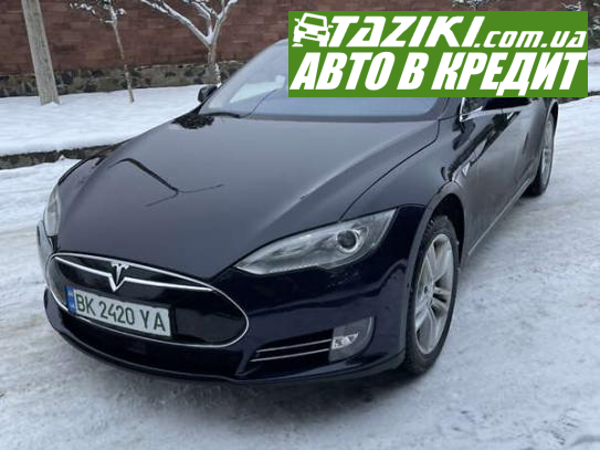 Tesla Model s, 2015г. 85л. Электро Ровно в кредит