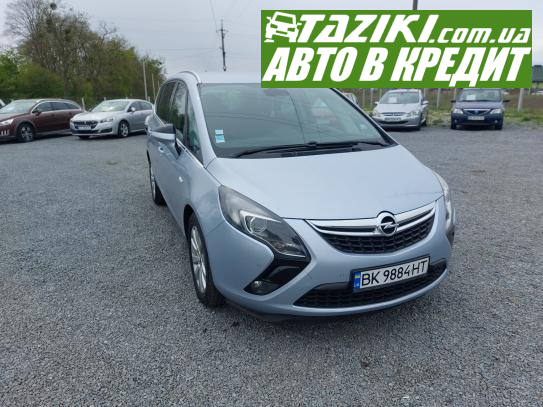 Opel Zafira, 2015г. 2л. дт Ровно под выплату