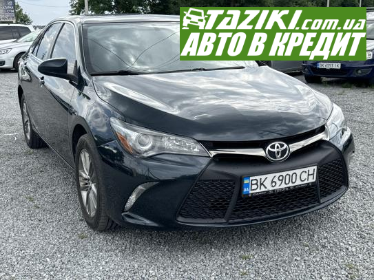 Toyota Camry, 2017г. 2.5л. газ/бензин Ровно в кредит