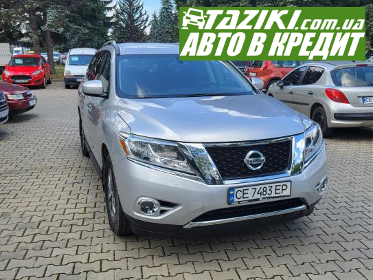 Nissan Pathfinder, 2014г. 3.5л. бензин Черновцы в кредит