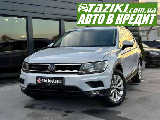 Volkswagen Tiguan, 2017г. 2л. бензин Ровно в кредит