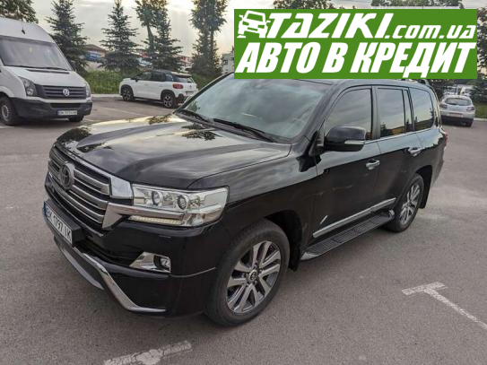 Toyota Land cruiser, 2018г. 4.5л. дт Ровно в кредит